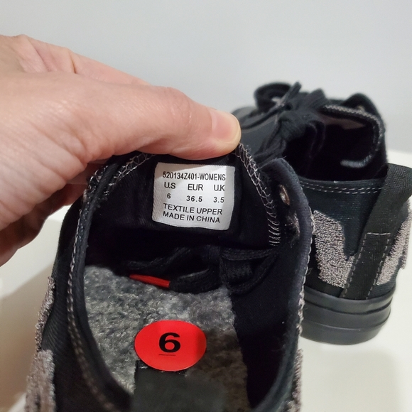 Levi's® Anika C Logo Women's Sneakers Size 6 - Picture 10 of 11